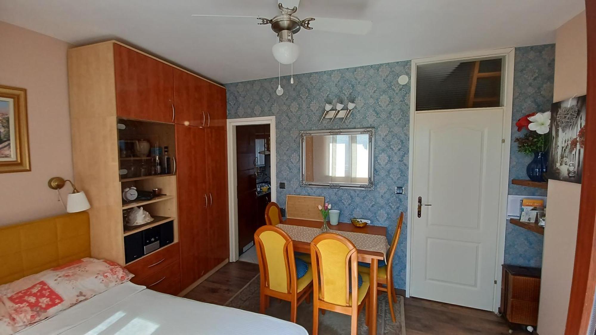 Apartman Davor Crikvenica Eksteriør billede